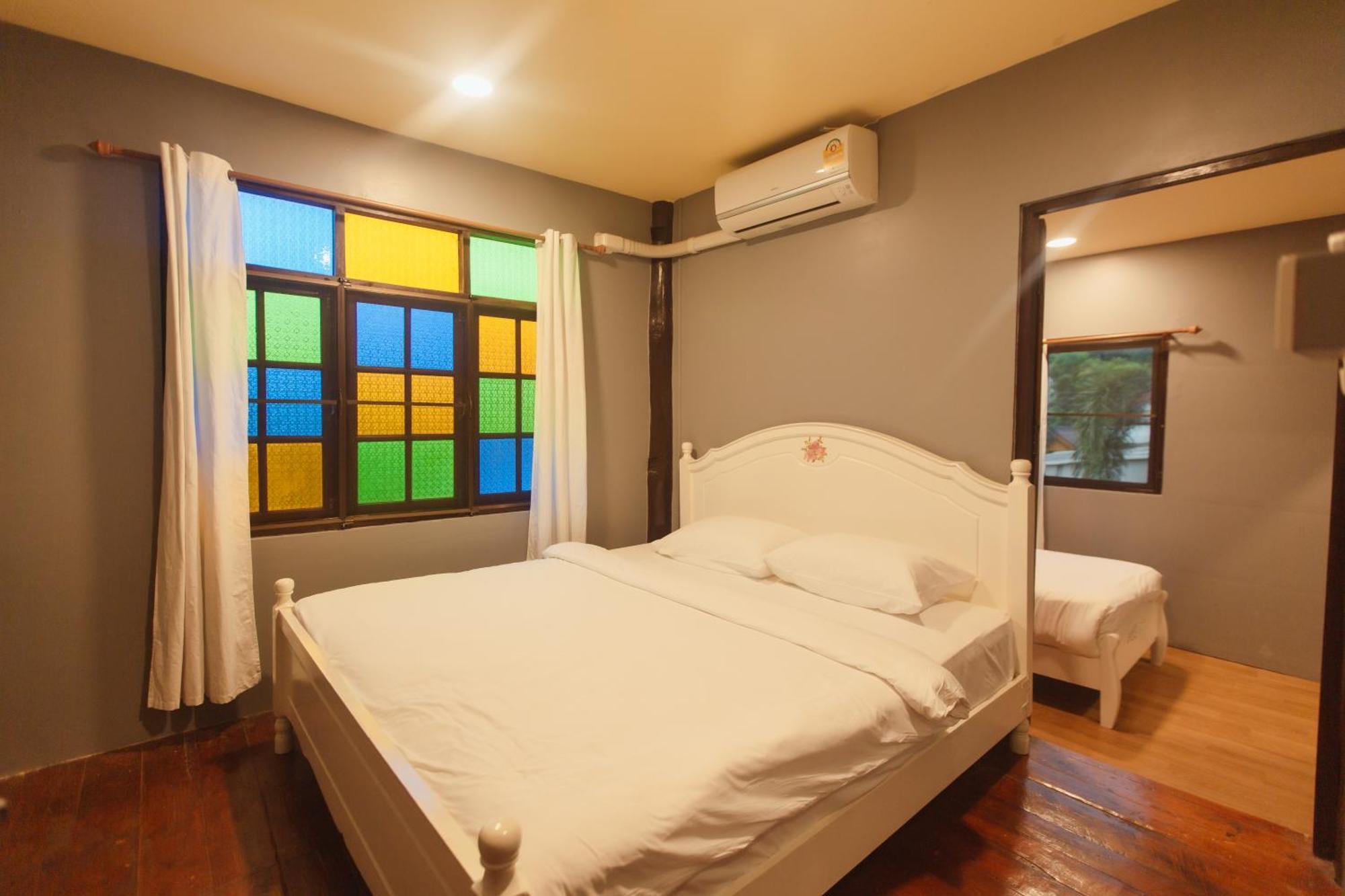 Agga Cnx Hostel Chiang Mai Exterior photo