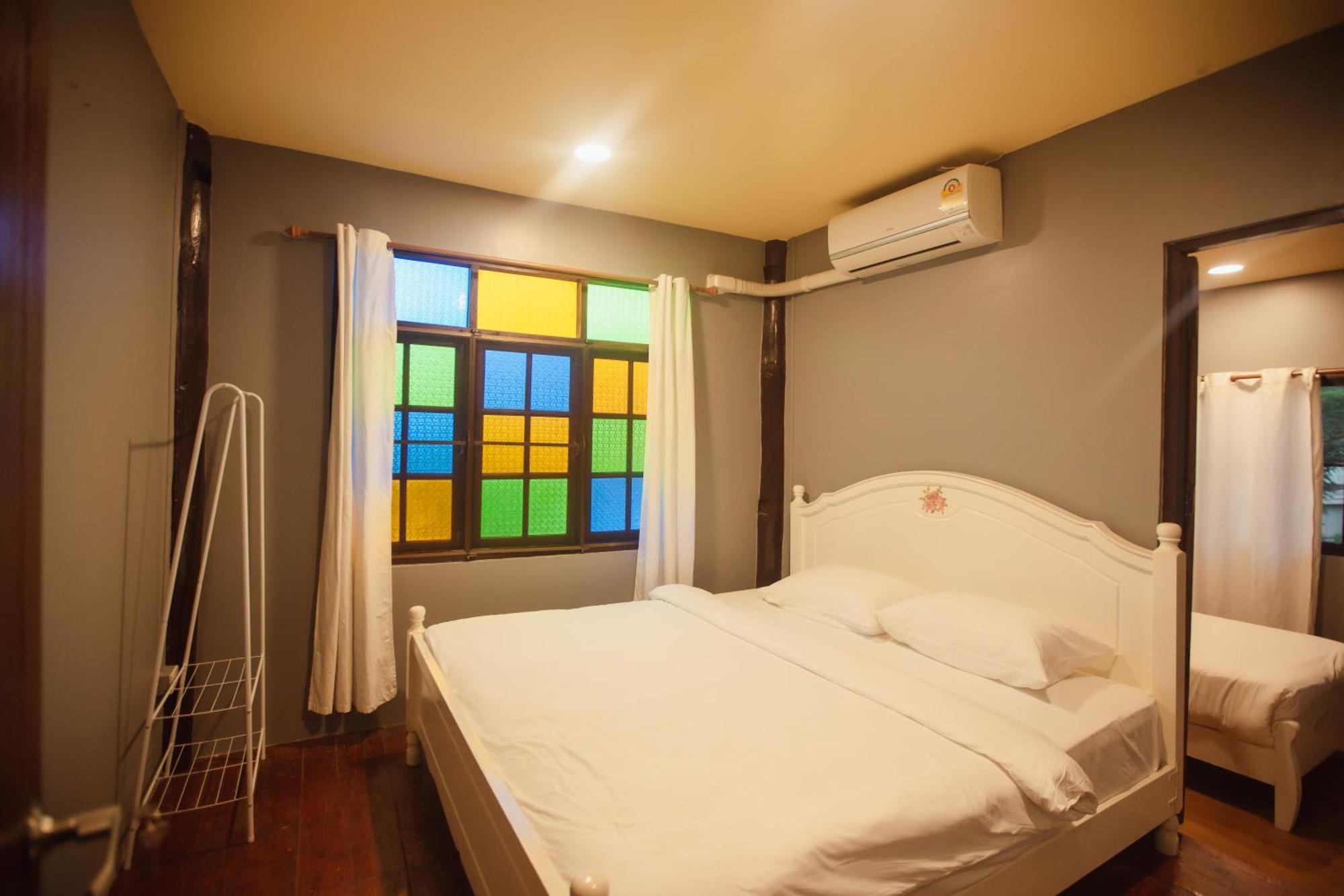 Agga Cnx Hostel Chiang Mai Exterior photo